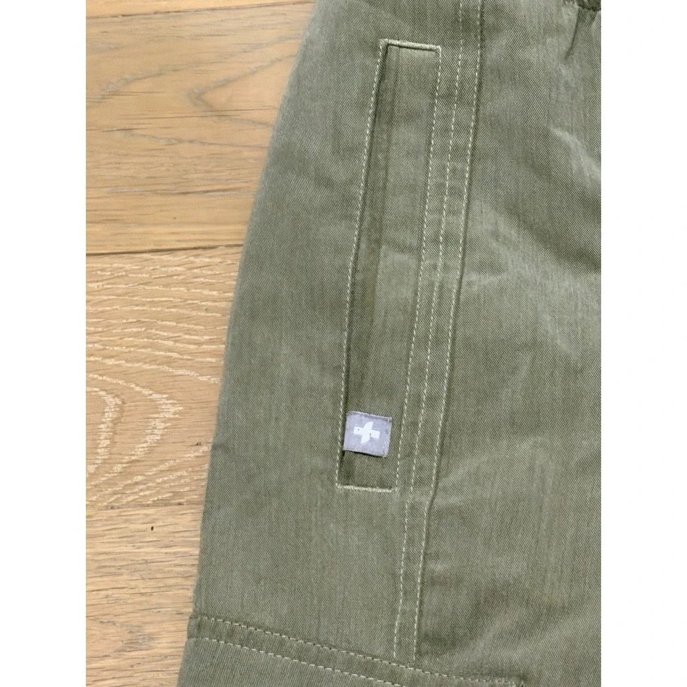 FIGS Womens Olive Green Scrub Pants Cargo Pockets Technical Collection XS/petite